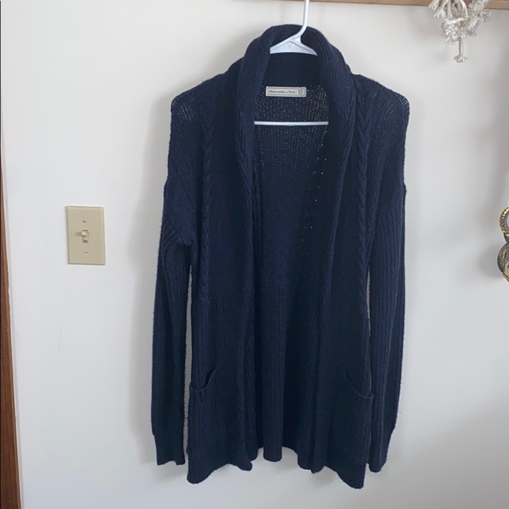 oversized navy blue cardigan from abercrombie. xs